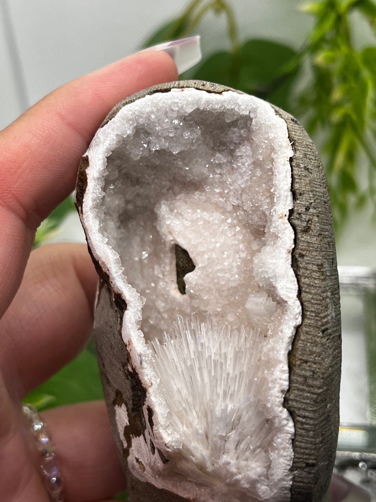 Scolecite geode P