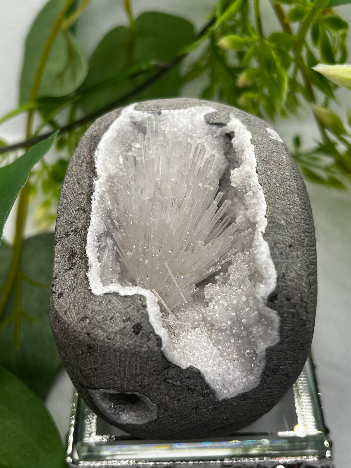 Scolecite geode S