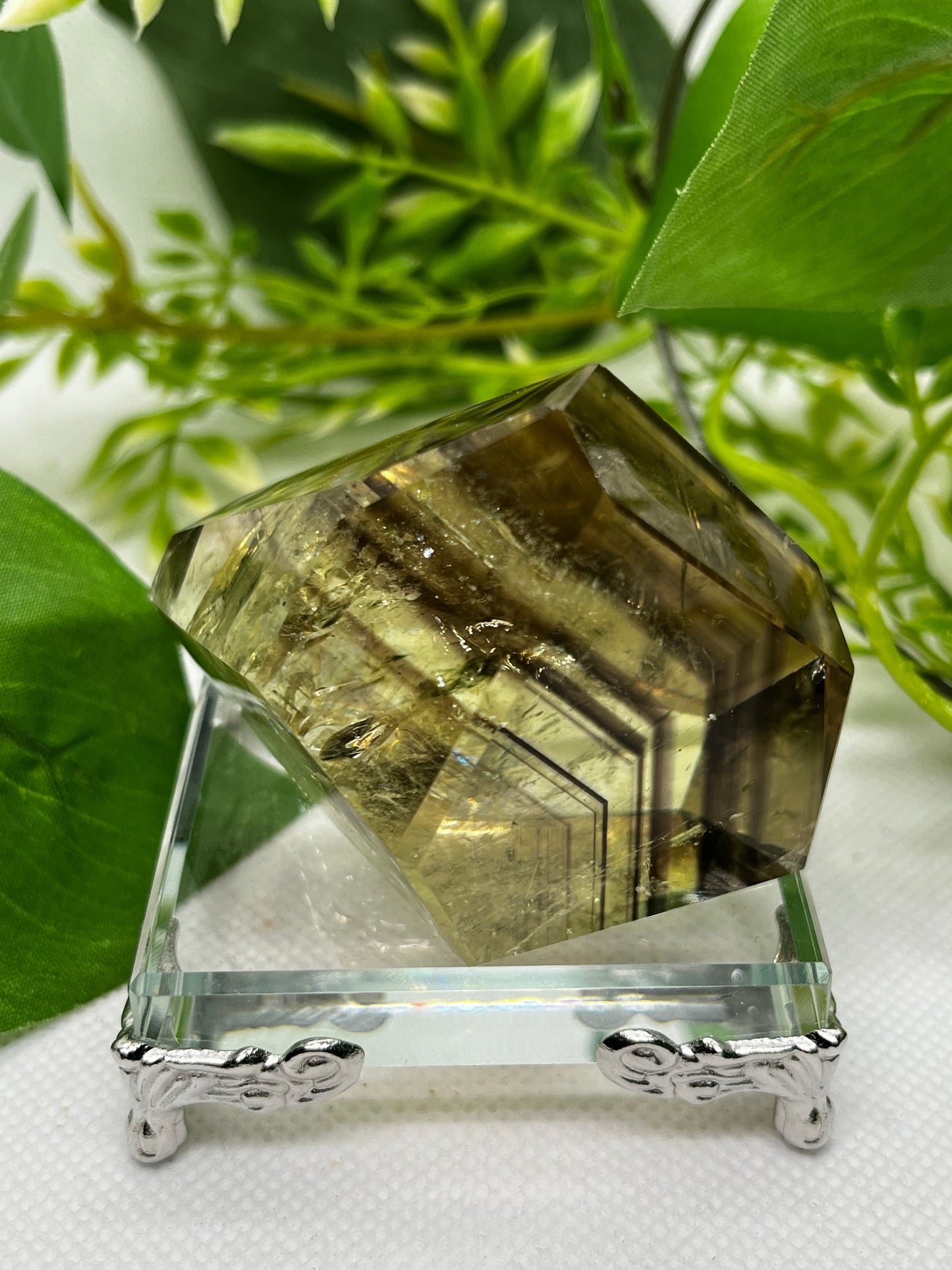 Lemon quartz with Phantoms (C)
