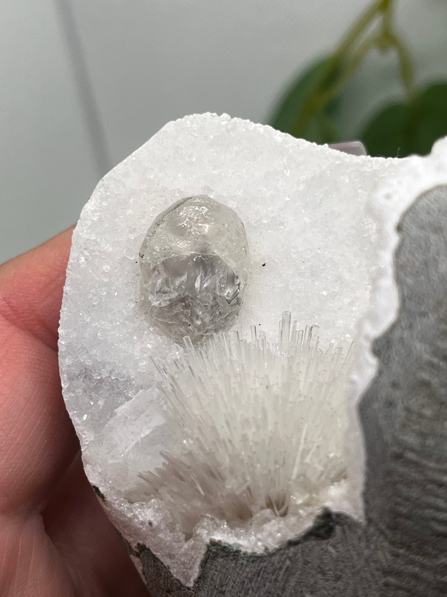 Scolecite geode with calcite Q
